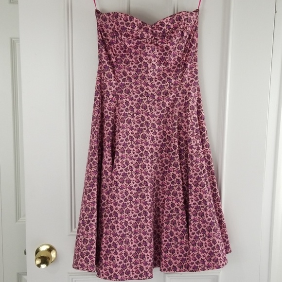 Betsey Johnson Dresses & Skirts - Betsey Johnson Strapless Floral Print Dress